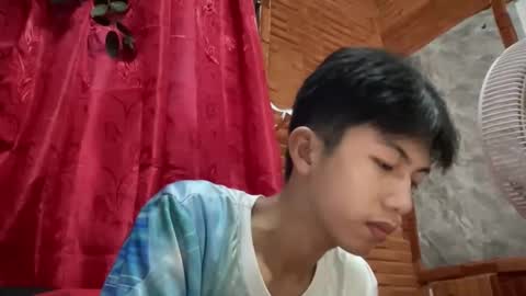 lovelyboy_jm online show from May 2026 09:48:01 AM