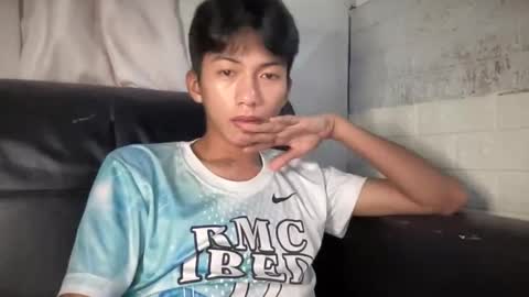 lovelyboy_jm online show from May 2026 01:30:02 PM