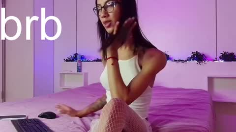 lovelycaroll online show from February 2025 12:27:02 PM