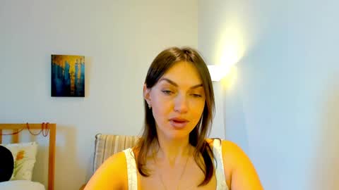 Mia online show from December 2024 07:17:01 AM