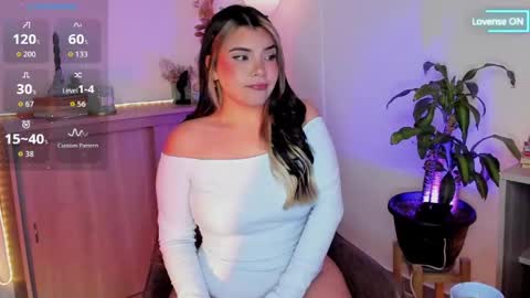 Snapshot of lovelygirl45 chatting on May 2026 02:51:02 AM Valerie online show from May 2026 02:51:02 AM