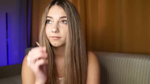 Snapshot of lovelygracee chatting on April 2026 04:02:02 PM lovelygracee online show from April 2026 04:02:02 PM