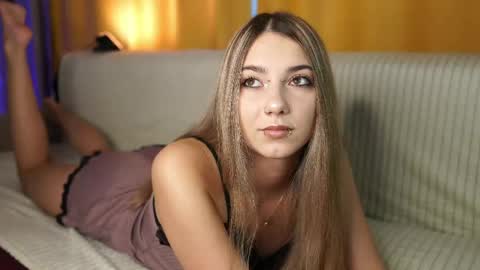 Snapshot of lovelygracee chatting on April 2026 02:21:01 PM lovelygracee online show from April 2026 02:21:01 PM