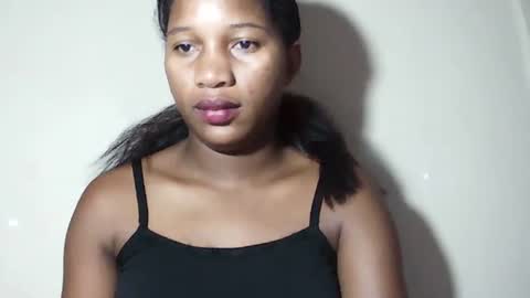 Snapshot of lovelylarra chatting on May 2026 10:07:01 PM lovelylarra online show from May 2026 10:07:01 PM