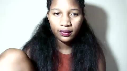 Snapshot of lovelylarra chatting on May 2026 09:25:01 AM lovelylarra online show from May 2026 09:25:01 AM