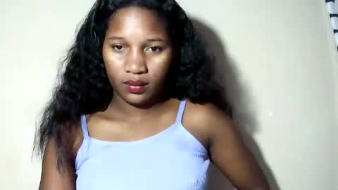 lovelylarra online show from June 2026 06:14:02 AM
