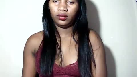 lovelylarra online show from June 2026 07:35:02 AM