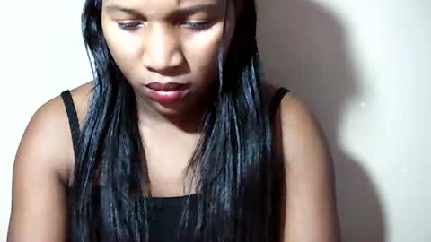 lovelylarra online show from July 2026 09:04:01 AM