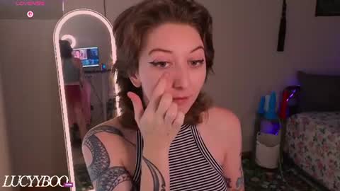 lovelylittlelucyy online show from July 2026 11:18:02 PM