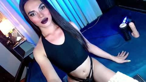 Snapshot of lovelymiss_shyna11 chatting on February 2025 02:26:01 PM lovelymiss_shyna11 online show from February 2025 02:26:01 PM