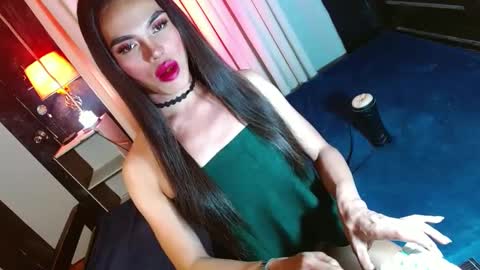 Snapshot of lovelymiss_shyna11 chatting on February 2025 12:32:01 AM lovelymiss_shyna11 online show from February 2025 12:32:01 AM