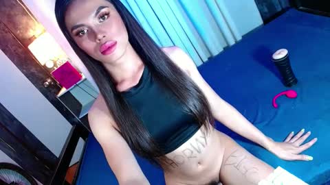 Snapshot of lovelymiss_shyna11 chatting on March 2025 12:16:01 PM lovelymiss_shyna11 online show from March 2025 12:16:01 PM