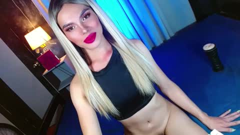 Snapshot of lovelymiss_shyna11 chatting on March 2025 11:08:02 AM lovelymiss_shyna11 online show from March 2025 11:08:02 AM