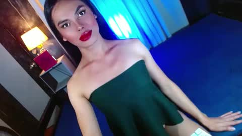 Snapshot of lovelymiss_shyna11 chatting on March 2025 04:45:01 AM lovelymiss_shyna11 online show from March 2025 04:45:01 AM