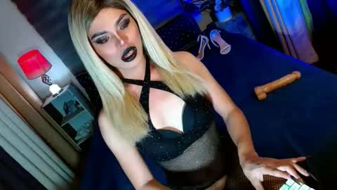 Snapshot of lovelymiss_shyna11 chatting on September 2025 01:42:02 AM lovelymiss_shyna11 online show from September 2025 01:42:02 AM