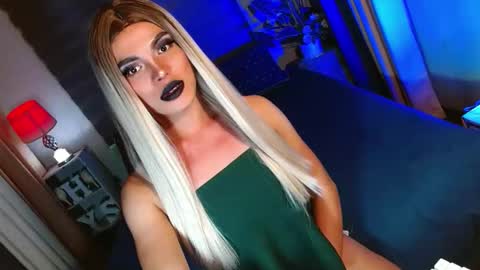 Snapshot of lovelymiss_shyna11 chatting on October 2025 09:06:02 AM lovelymiss_shyna11 online show from October 2025 09:06:02 AM