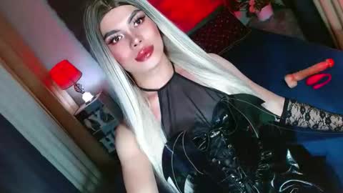 Snapshot of lovelymiss_shyna11 chatting on October 2025 07:53:02 AM lovelymiss_shyna11 online show from October 2025 07:53:02 AM