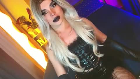 Snapshot of lovelymiss_shyna11 chatting on April 2026 09:47:01 AM lovelymiss_shyna11 online show from April 2026 09:47:01 AM