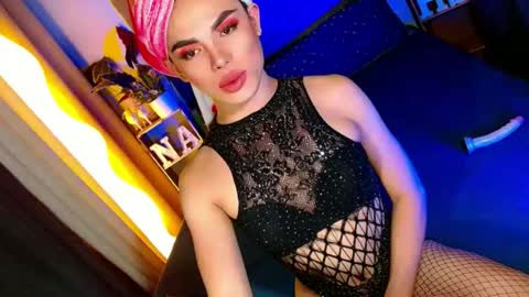 lovelymiss_shyna11 online show from June 2026 04:42:01 PM