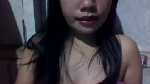 Snapshot of lovelymocha27 chatting on January 2025 07:49:02 PM lovelymocha27s online show from January 2025 07:49:02 PM