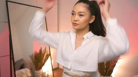 kim online show from February 2025 03:15:02 PM