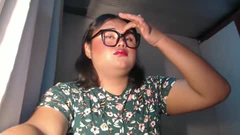 Snapshot of lovelypinaychubsx chatting on December 2024 07:22:02 PM lovely online show from December 2024 07:22:02 PM