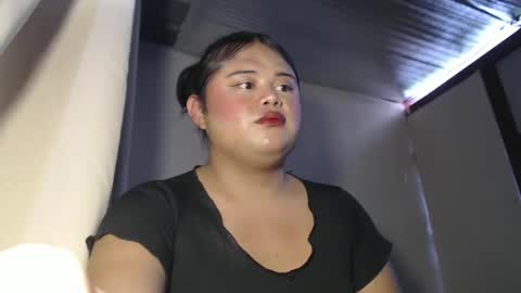 Snapshot of lovelypinaychubsx chatting on January 2025 07:12:02 AM lovely online show from January 2025 07:12:02 AM