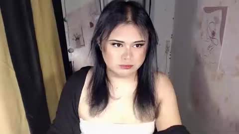 Snapshot of lovelypinaychubsx chatting on January 2026 02:21:01 PM lovely online show from January 2026 02:21:01 PM