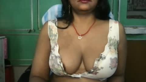 lovelyrose36 online show from June 2026 02:24:02 AM