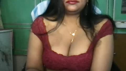 lovelyrose36 online show from June 2026 01:32:01 AM