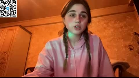 ELA online show from April 2026 06:35:01 PM