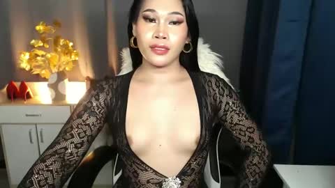 STWEET LINA online show from February 2025 05:18:01 PM