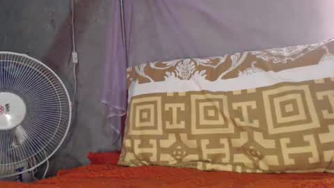 Snapshot of lovelythighs54 chatting on February 2026 10:36:02 AM miss fancy louis online show from February 2026 10:36:02 AM