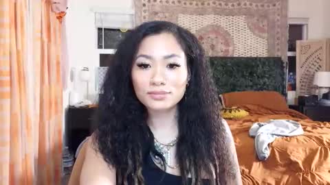 lovelyxmacii online show from February 2026 02:05:02 AM