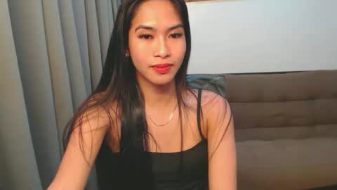 Snapshot of lovemarie19x chatting on September 2025 05:12:01 AM pauleen online show from September 2025 05:12:01 AM