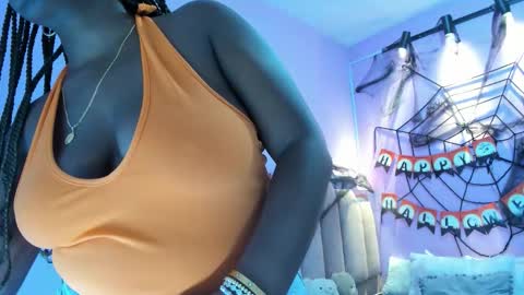 L O V E  online show from October 2025 11:44:02 AM