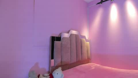 L O V E  online show from February 2026 11:49:01 AM