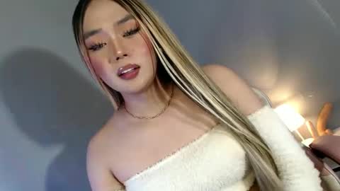 lovers moon22 online show from February 2025 02:17:01 AM