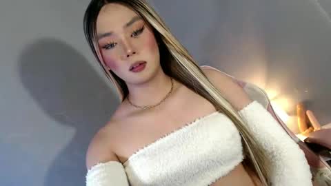 lovers moon22 online show from February 2025 11:13:01 PM