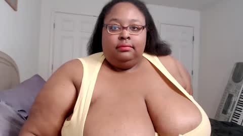 Alyson online show from January 2025 01:28:02 AM