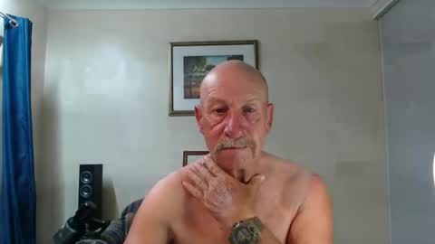 Snapshot of lovesblackazz chatting on December 2024 10:13:01 AM Lovesblackazz online show from December 2024 10:13:01 AM