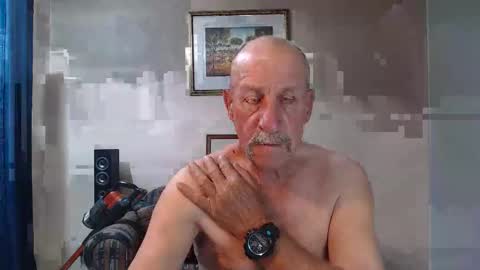 Snapshot of lovesblackazz chatting on September 2025 10:49:02 AM Lovesblackazz online show from September 2025 10:49:02 AM