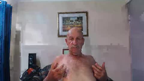 Snapshot of lovesblackazz chatting on October 2025 10:41:01 AM Lovesblackazz online show from October 2025 10:41:01 AM