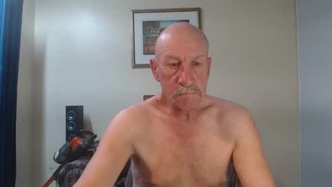 Snapshot of lovesblackazz chatting on December 2025 10:26:01 PM Lovesblackazz online show from December 2025 10:26:01 PM