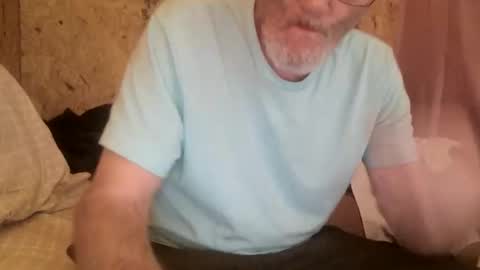 Snapshot of lovesex6565 chatting on December 2025 06:23:01 PM just here to have fun and cum online show from December 2025 06:23:01 PM