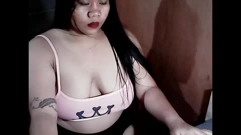 Snapshot of loveslut4u chatting on December 2024 09:24:01 AM Khatty online show from December 2024 09:24:01 AM