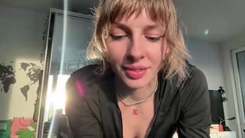 Snapshot of lovesstation chatting on February 2026 01:56:02 PM lovesstation online show from February 2026 01:56:02 PM