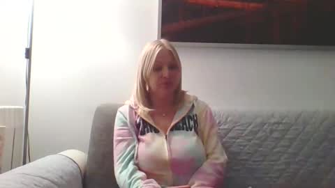 Marlyn online show from January 2026 12:12:02 AM