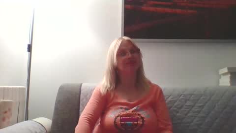 Marlyn online show from February 2026 11:33:01 PM