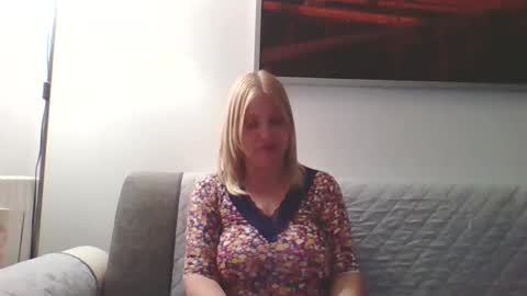 Marlyn online show from May 2026 09:31:01 PM